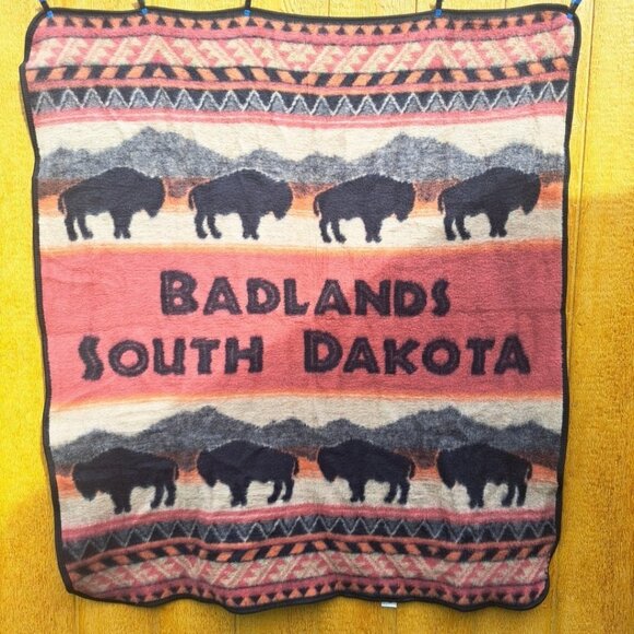 Earth Ragz 55 X 46 Badlands South Dakota Throw Blanket - Picture 1 of 5
